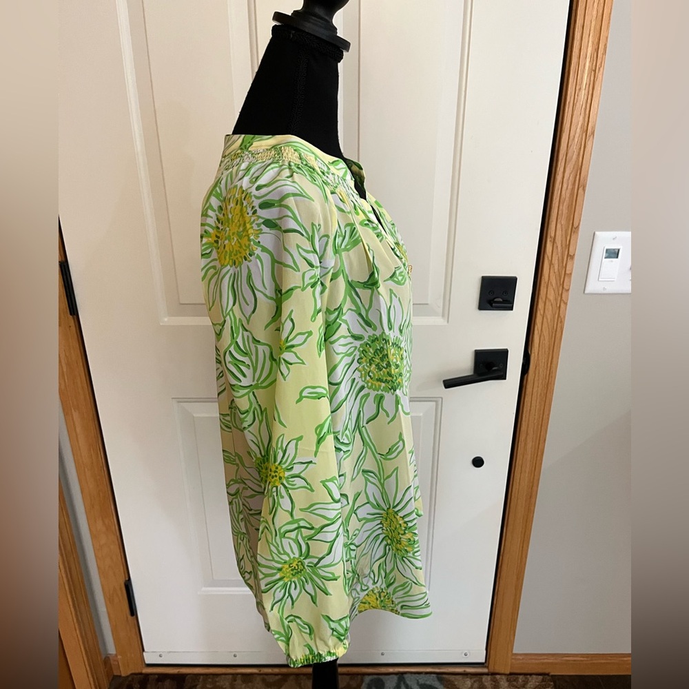 Women’s Lilly Pulitzer Elsa yellow silk top. Limoncello sunbelievable. Medium - Picture 2 of 14